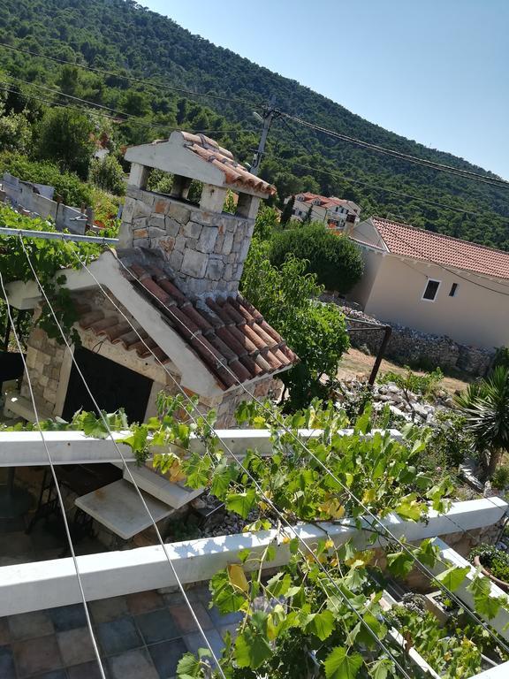 Apartment Neno - Terrace & Parking Veli Lošinj Exterior foto
